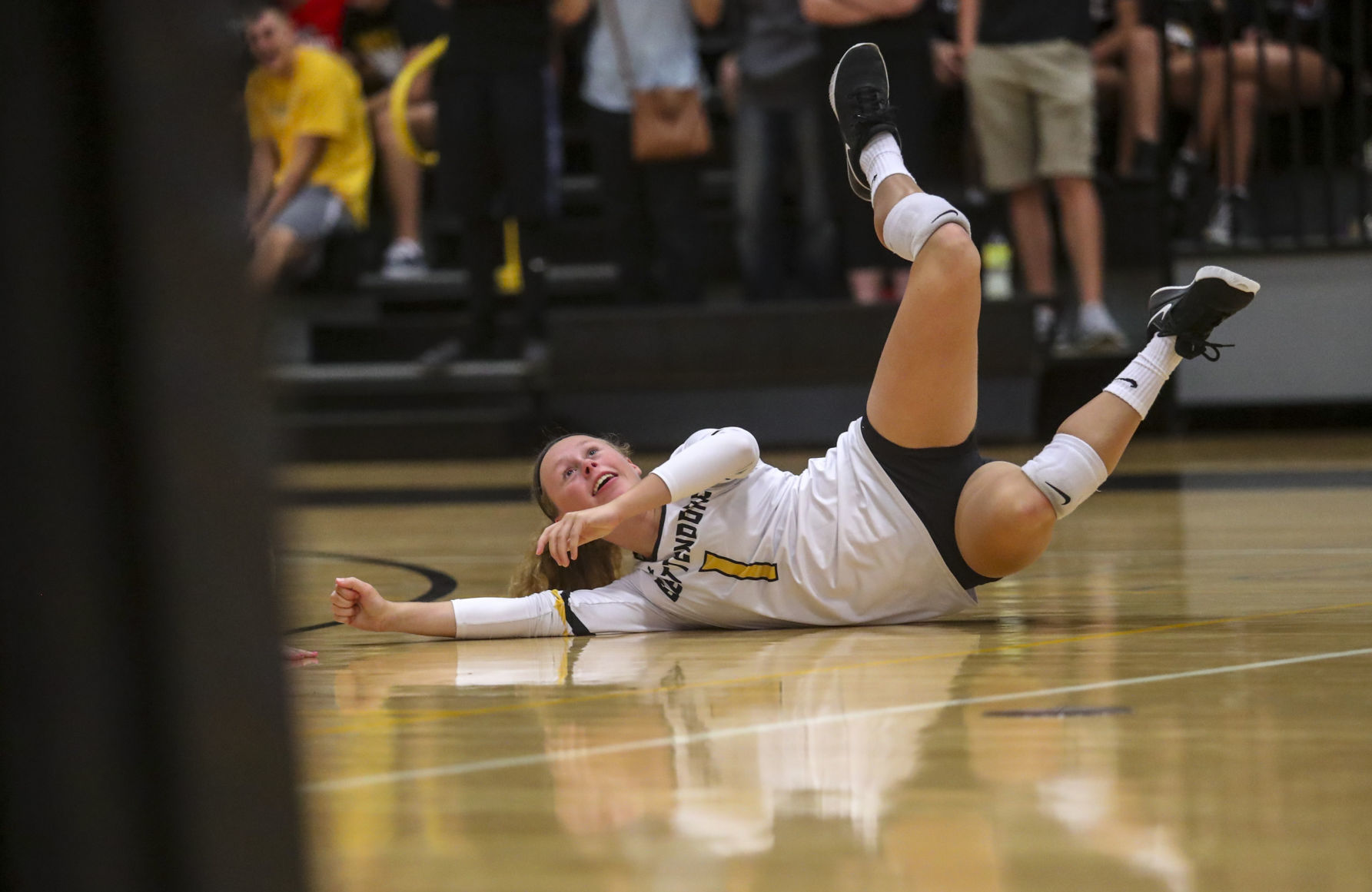 091818-MAC-volleyball-010